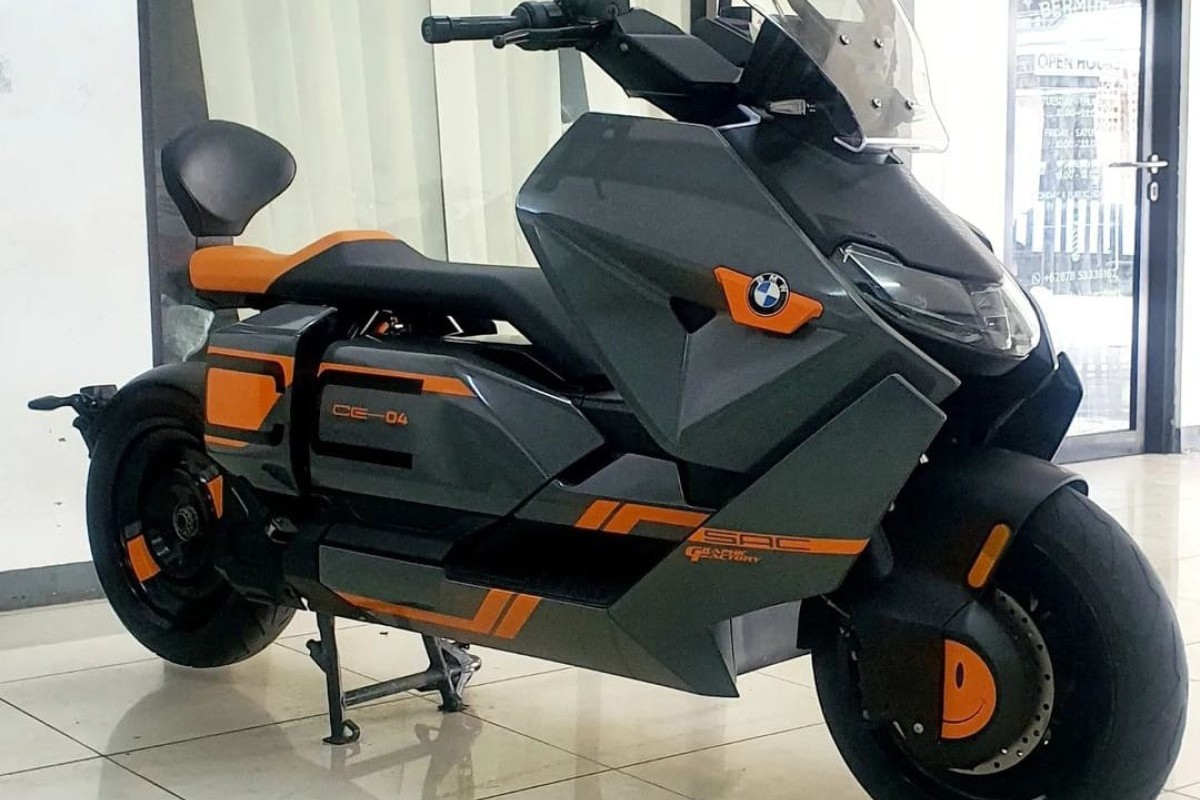 BMW Motorrad Re-Launchng Motor Listrik CE 04 di IIMS 2024