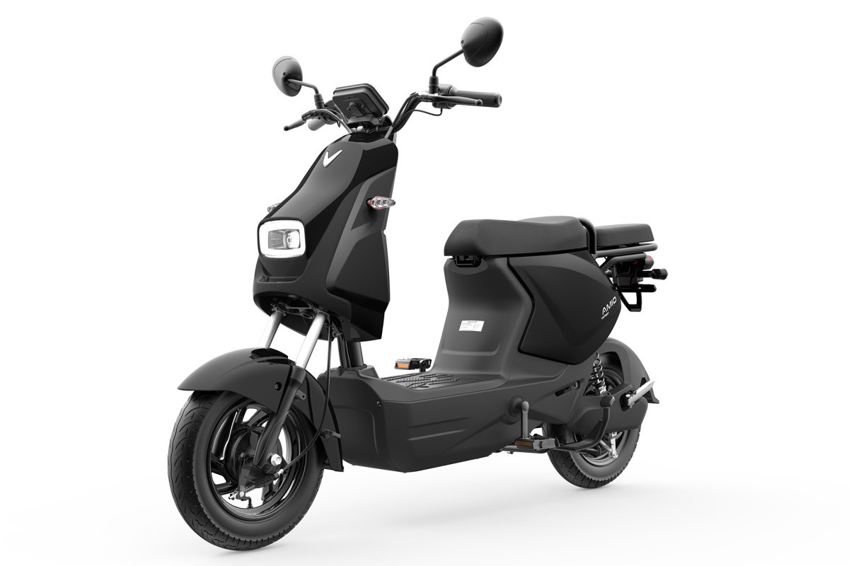 VinFast Luncurkan 4 Skuter Listrik Baru dan 4.500 Stasiun Swap Baterai