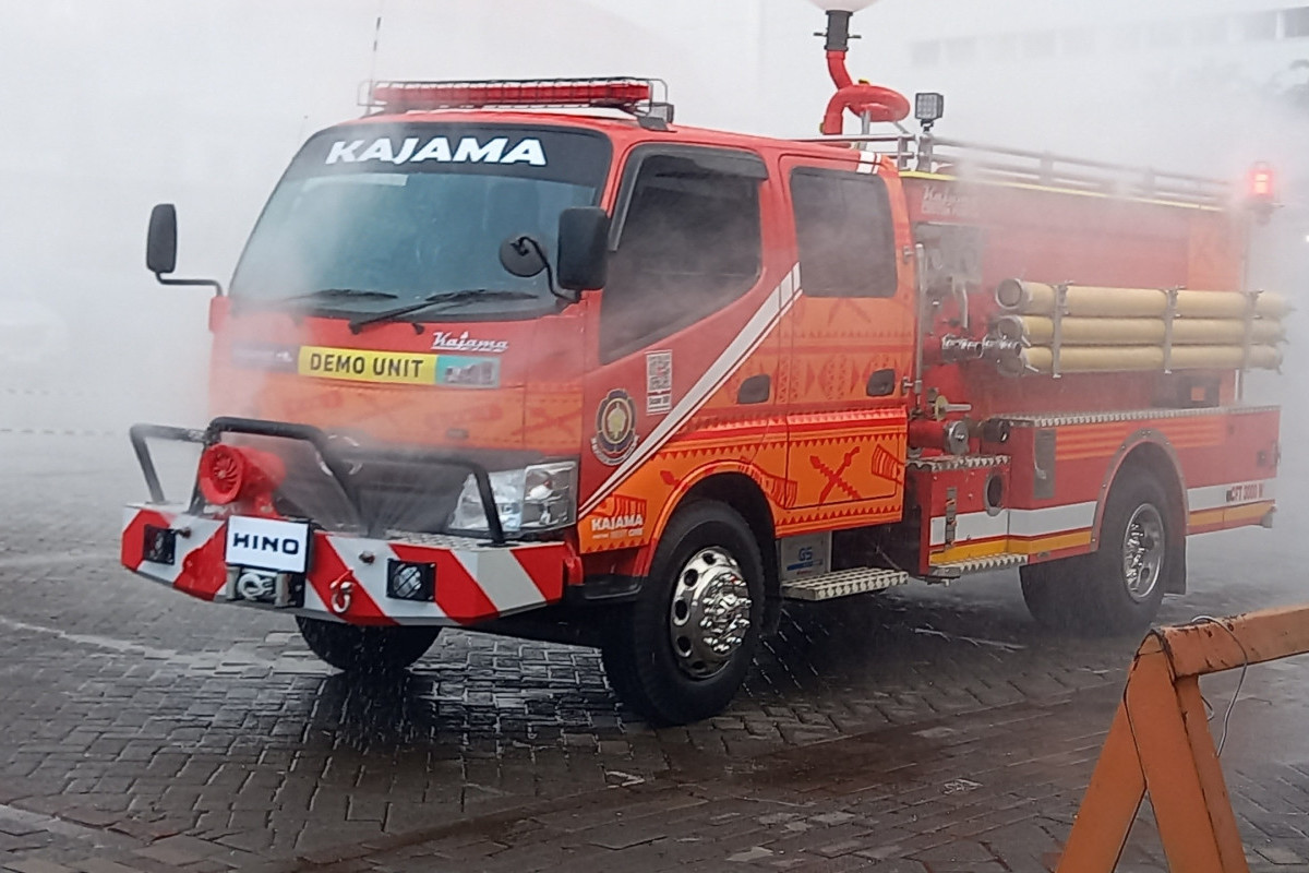 Hino 300 Series 136 HDX: Truk Pemadam Kebakaran Andal dan Lincah Hadir di GIICOMVEC