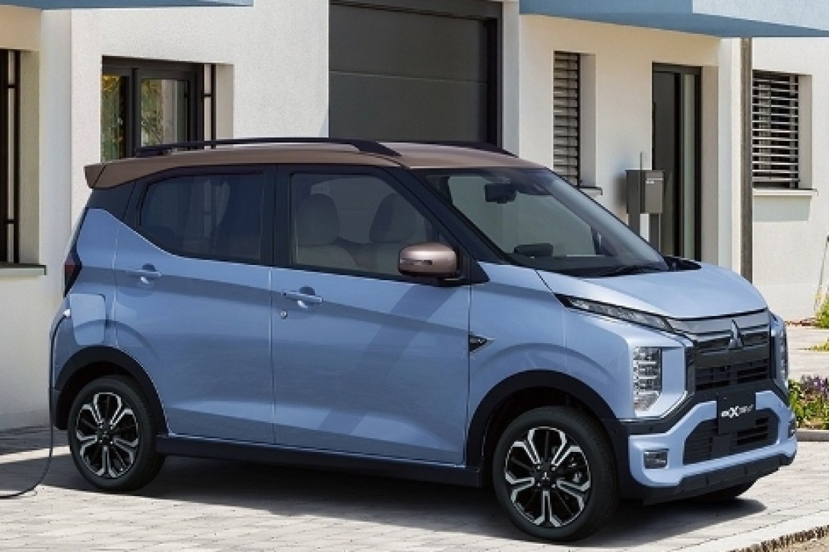  Kendaraan Mini Full Listrik Tandai Perayaan Produksi Ke-100 Ribu Mitsubishi Motors