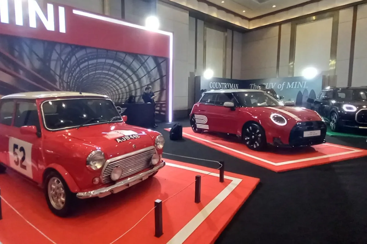 Hadirkan MINI 1965 Victory Edition dan BMW Fragrance, BMW Festival of JOY Resmi Dibuka