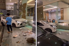 WADUH! Toyota Agya Tabrak Lobi Hotel di Batam, Ternyata Ini Masalahnya