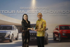 Perkuat Pasar Sumatera, JETOUR Resmikan Showroom Terbesar di Batam