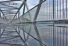 Unik! Jembatan Kaca di Jawa Timur Dibangun Dengan Teknologi Memadai, Telan Dana Hingga 15 Miliar, Pemerintah Tegaskan: Sudah Diperhitungkan Secara Matang