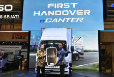 Ini Dia Konsumen Pertama Truk Listrik Mitsubishi Fuso ECanter