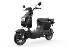 VinFast Luncurkan 4 Skuter Listrik Baru dan 4.500 Stasiun Swap Baterai